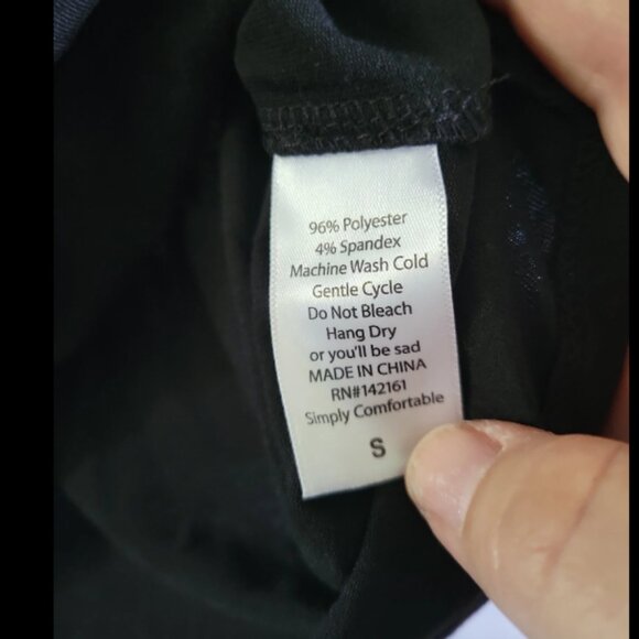 Womens size small Lularoe randy shirt. New with tags - Picture 4 of 4